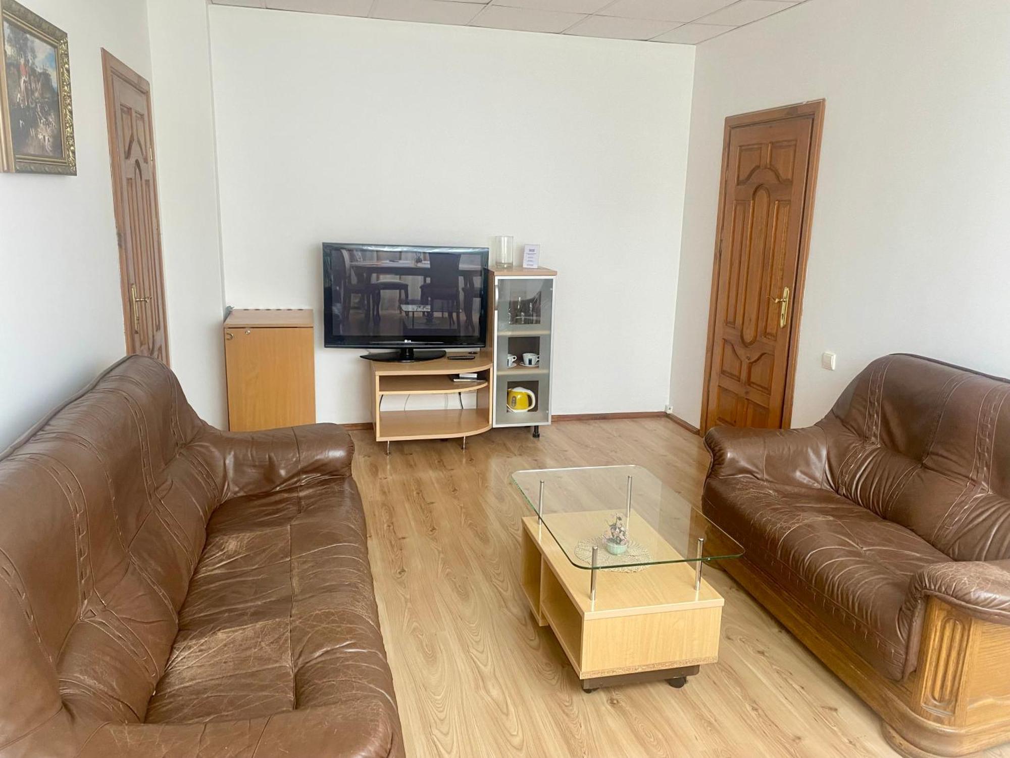 Turne Hotel Šiauliai Kültér fotó